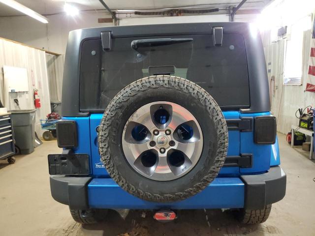 1C4BJWEG1GL172108 - 2016 JEEP WRANGLER U SAHARA BLUE photo 6