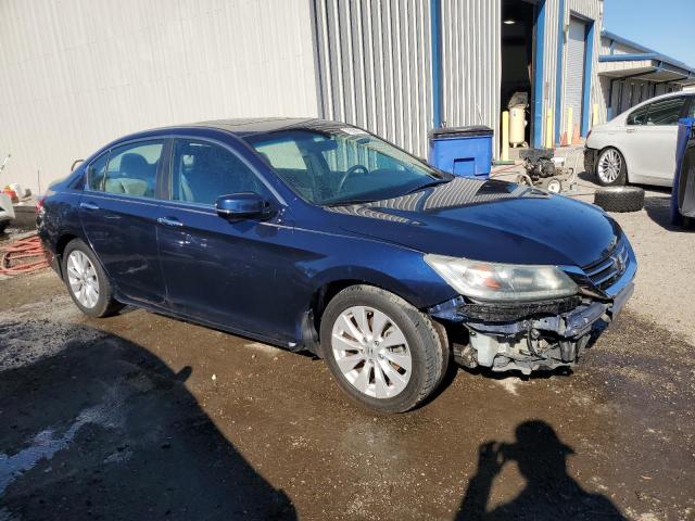 1HGCR2F77DA094852 - 2013 HONDA ACCORD EX BLUE photo 4