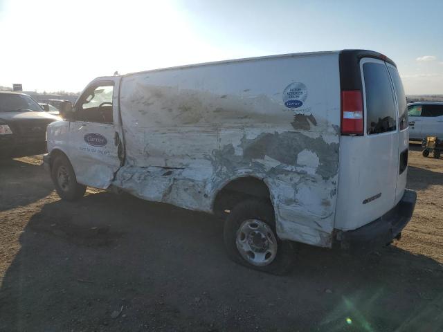 1GCWGAFG4K1180662 - 2019 CHEVROLET EXPRESS G2 WHITE photo 2