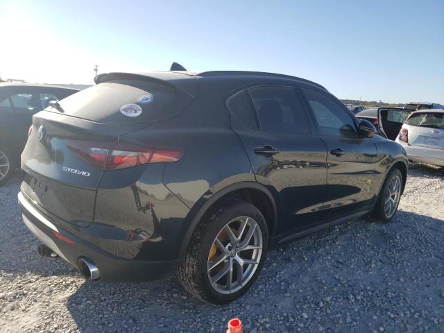 ZASFAKNN7J7C00400 - 2018 ALFA ROMEO STELVIO TI SPORT BLACK photo 3