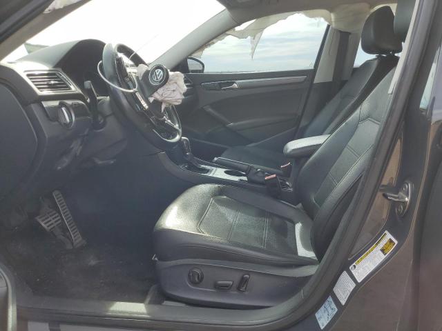 1VWDT7A34HC025047 - 2017 VOLKSWAGEN PASSAT R-LINE Schwarz Foto 7