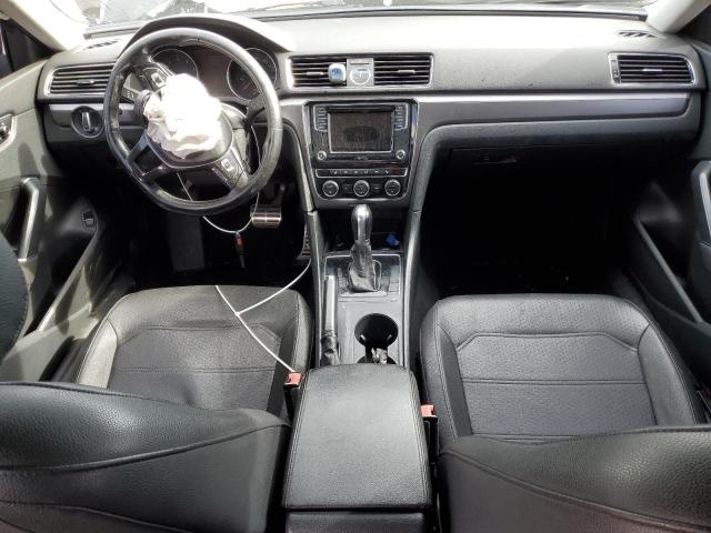 1VWDT7A34HC025047 - 2017 VOLKSWAGEN PASSAT R-LINE Schwarz Foto 8