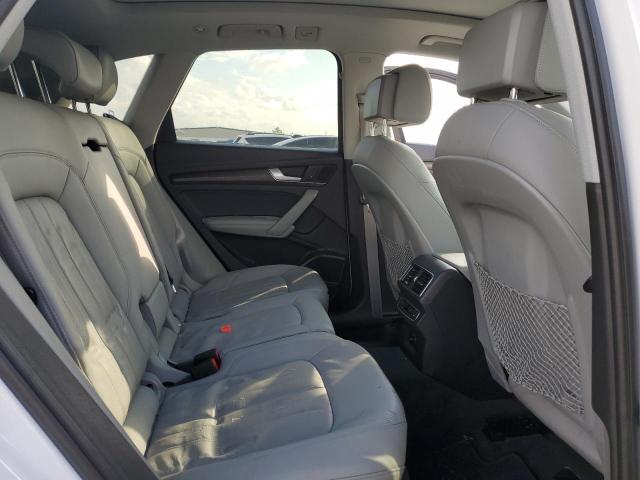 WA1CNAFY4J2055598 - 2018 AUDI Q5 PRESTIGE 白色 照片 11