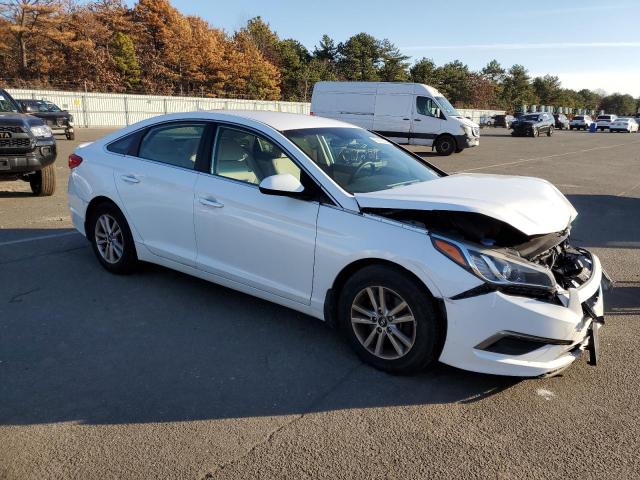 5NPE24AF2FH147409 - 2015 HYUNDAI SONATA SE WHITE photo 4