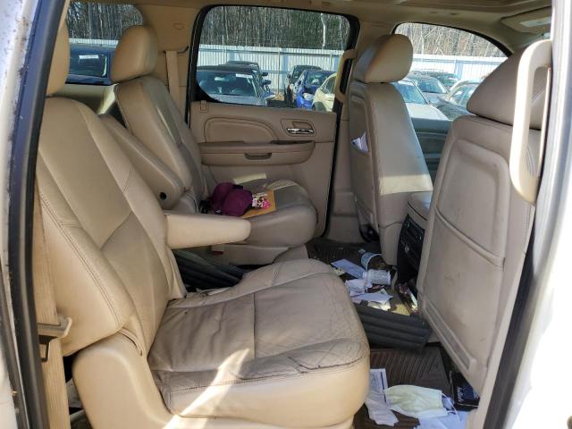 1GYS4HEF4BR113693 - 2011 CADILLAC ESCALADE ESV LUXURY WHITE photo 10