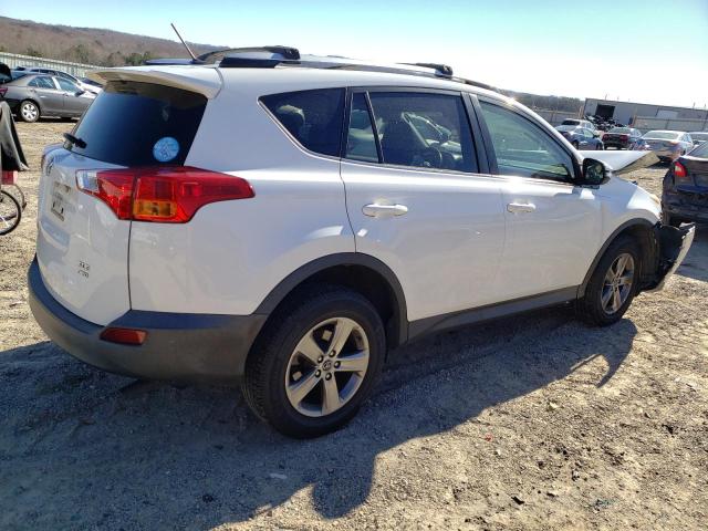 JTMRFREV9FJ030048 - 2015 TOYOTA RAV4 XLE WHITE photo 3