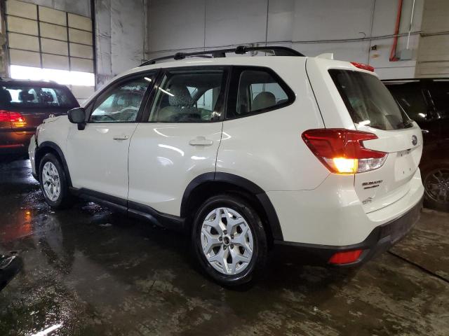 JF2SKADC2MH479608 - 2021 SUBARU FORESTER WHITE photo 2