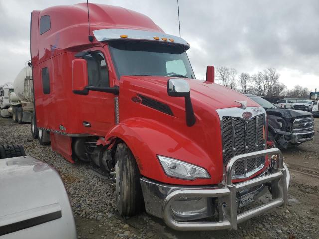 1XPBD49X0PD856999 - 2023 PETERBILT 579 RED photo 1