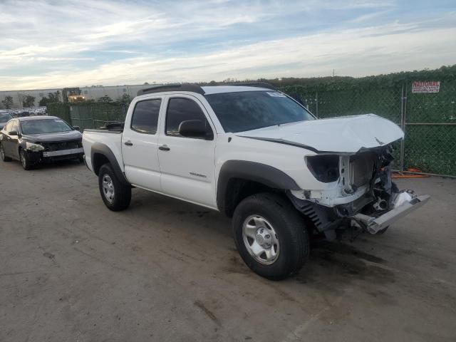 5TFJX4GN7FX041024 - 2015 TOYOTA TACOMA DOUBLE CAB PRERUNNER WHITE photo 4