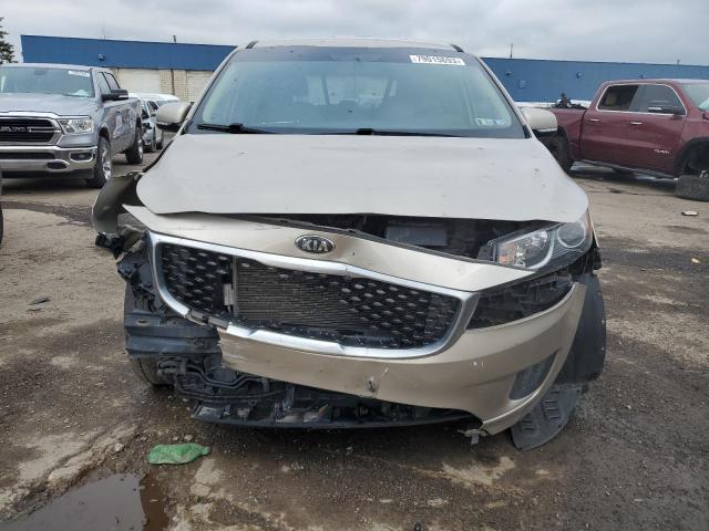 KNDMB5C15G6111342 - 2016 KIA SEDONA LX GOLD photo 5