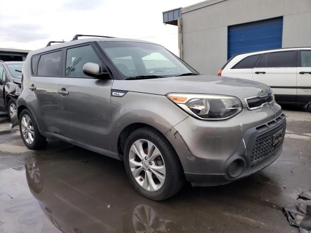 KNDJP3A5XF7173312 - 2015 KIA SOUL + GRAY photo 4