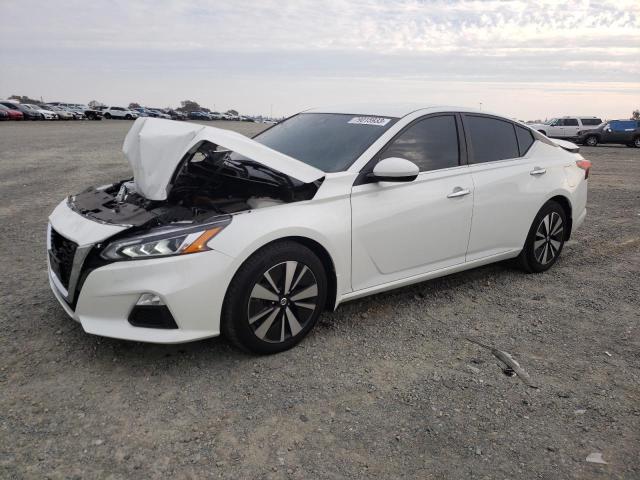 1N4BL4DV5NN383530 - 2022 NISSAN ALTIMA SV WHITE photo 1