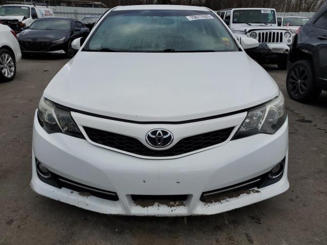 4T1BF1FK6DU228777 - 2013 TOYOTA CAMRY L WHITE photo 5