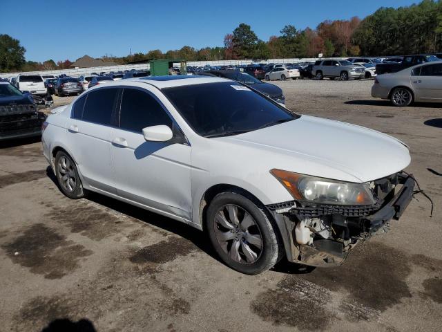 JHMCP26708C041276 - 2008 HONDA ACCORD EX WHITE photo 4