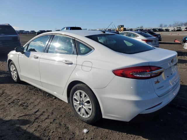 3FA6P0G79KR286304 - 2019 FORD FUSION S WHITE photo 2