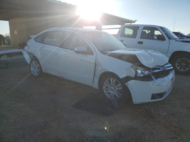 1FAHP3HN4AW180068 - 2010 FORD FOCUS SEL WHITE photo 4