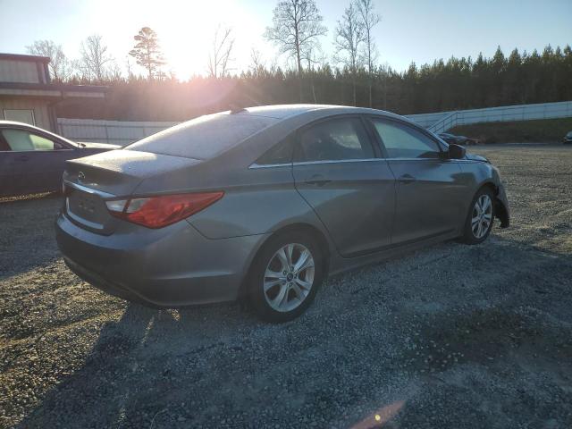 5NPEB4AC8BH044690 - 2011 HYUNDAI SONATA GLS GRAY photo 3