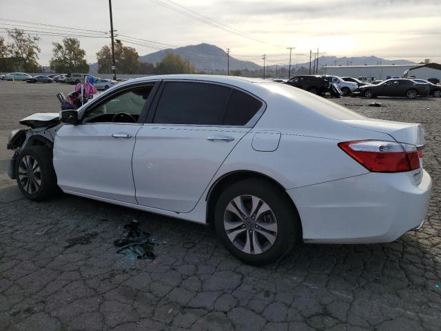 1HGCR2F32DA032403 - 2013 HONDA ACCORD LX WHITE photo 2