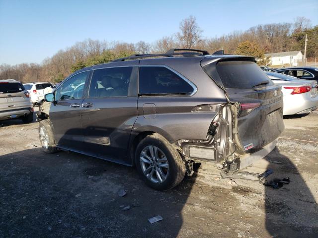 5TDJRKEC2NS105779 - 2022 TOYOTA SIENNA XLE GRAY photo 2