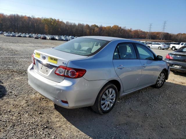 2T1BU4EE0DC003324 - 2013 TOYOTA COROLLA BASE SILVER photo 3