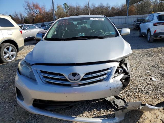 2T1BU4EE0DC003324 - 2013 TOYOTA COROLLA BASE SILVER photo 5