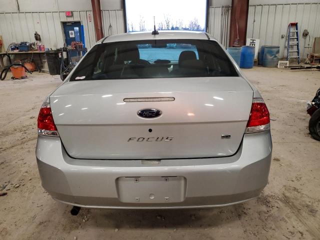 1FAHP35N89W221866 - 2009 FORD FOCUS SE SILVER photo 6