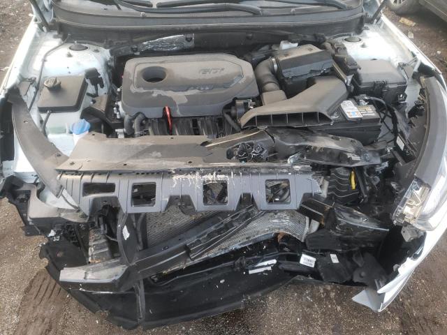 5NPE24AF3JH693399 - 2018 HYUNDAI SONATA SE WHITE photo 11