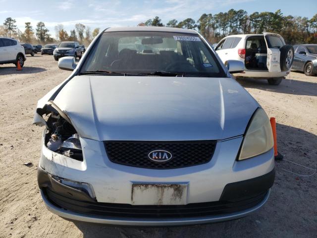 KNADE123466165259 - 2006 KIA RIO BLUE photo 5