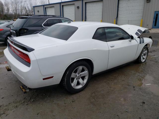 2C3CDYAG4DH742340 - 2013 DODGE CHALLENGER SXT WHITE photo 3