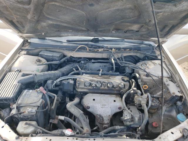 1HGCG56421A004399 - 2001 HONDA ACCORD LX TAN photo 11