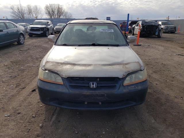 1HGCG56421A004399 - 2001 HONDA ACCORD LX TAN photo 5