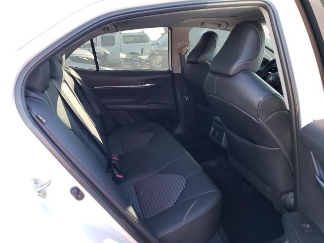 4T1S11AK6PU825664 - 2023 TOYOTA CAMRY SE NIGHT SHADE WHITE photo 10