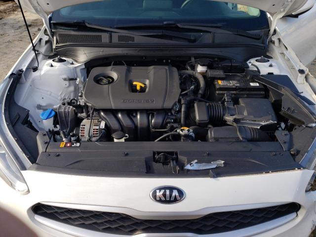 3KPF24AD2LE233015 - 2020 KIA FORTE FE WHITE photo 11