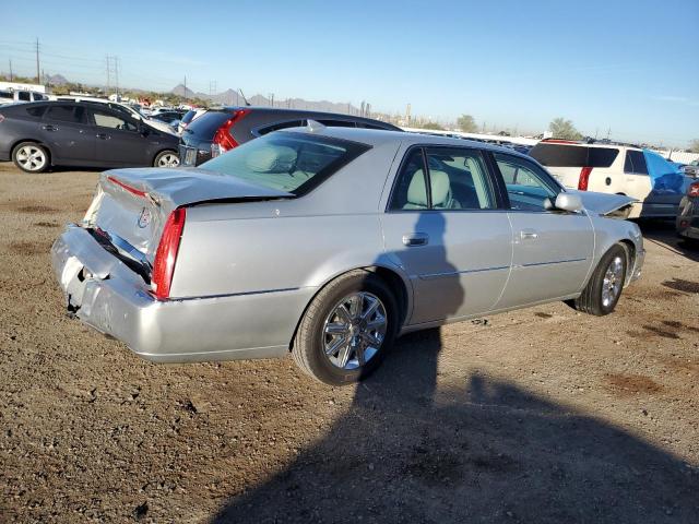 1G6KH5E64BU113072 - 2011 CADILLAC DTS PREMIUM COLLECTION SILVER photo 3