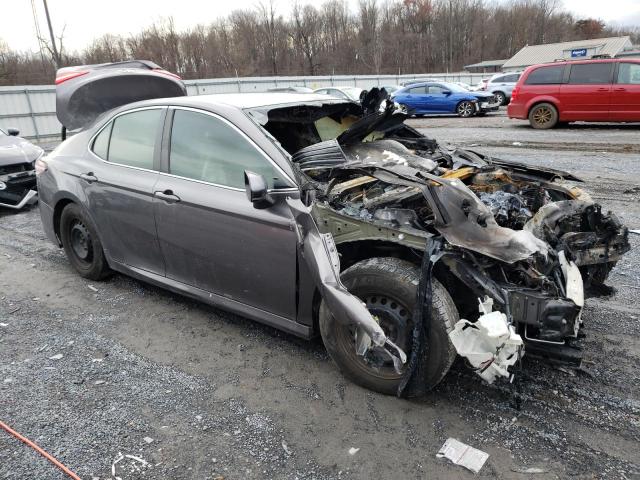 4T1B11HK6JU530688 - 2018 TOYOTA CAMRY L GRAY photo 4