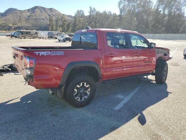 3TMCZ5AN4NM455819 - 2022 TOYOTA TACOMA DOUBLE CAB RED photo 3