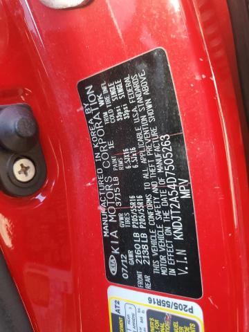 KNDJT2A54D7505263 - 2013 KIA SOUL RED photo 12