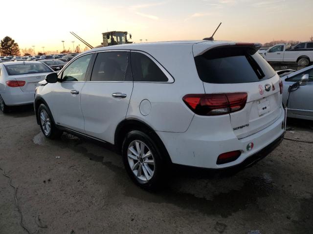 5XYPGDA59KG481164 - 2019 KIA SORENTO LX WHITE photo 2