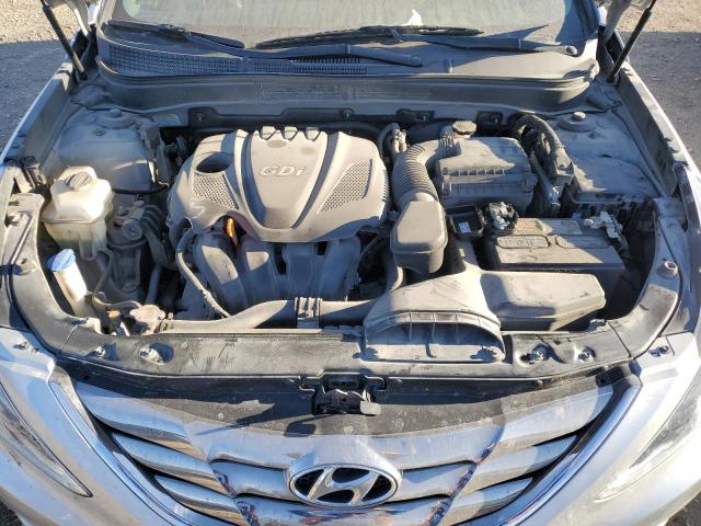 5NPEC4AC3CH450018 - 2012 HYUNDAI SONATA SE SILVER photo 11