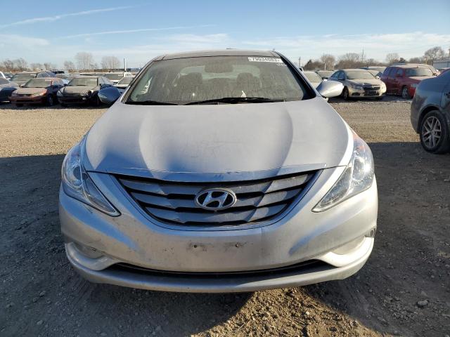 5NPEC4AC3CH450018 - 2012 HYUNDAI SONATA SE SILVER photo 5