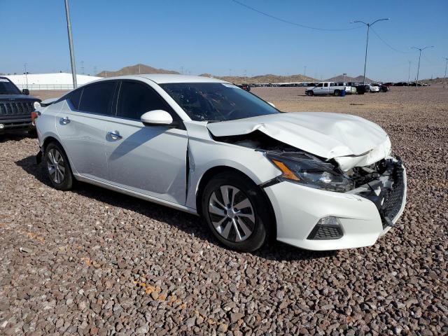 1N4BL4BVXNN384126 - 2022 NISSAN ALTIMA S WHITE photo 4