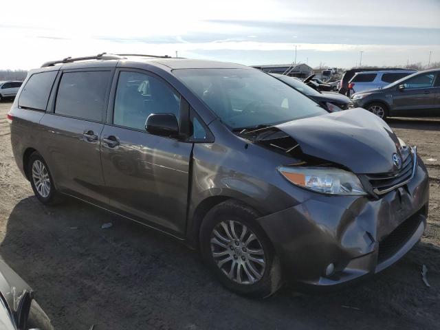 5TDYK3DCXDS306001 - 2013 TOYOTA SIENNA XLE GRAY photo 4