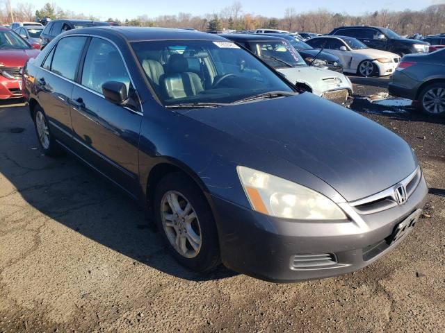 1HGCM56887A075045 - 2007 HONDA ACCORD EX GRAY photo 4