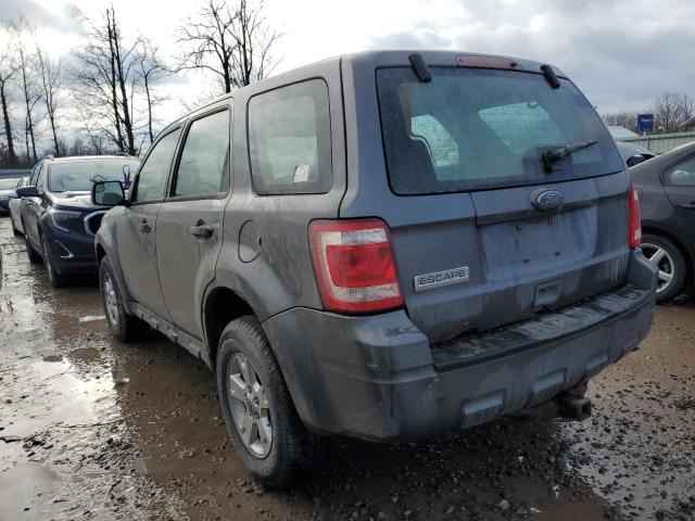 1FMCU0C70BKA05552 - 2011 FORD ESCAPE XLS SILVER photo 2