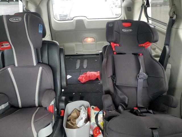 2C4RC1BG7FR663059 - 2015 CHRYSLER TOWN & COU TOURING BLACK photo 10