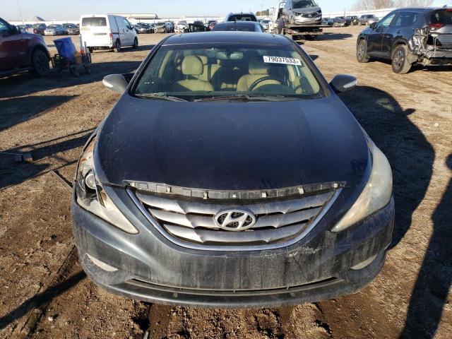 5NPEC4AC8BH261637 - 2011 HYUNDAI SONATA SE BLUE photo 5