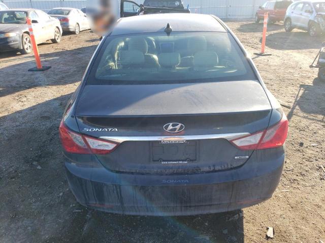 5NPEC4AC8BH261637 - 2011 HYUNDAI SONATA SE BLUE photo 6