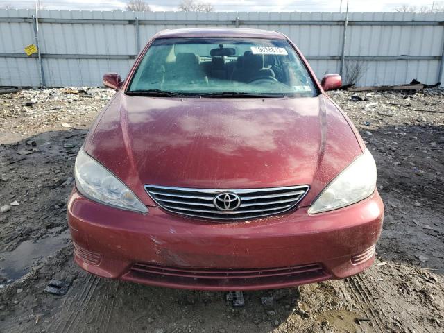 4T1BE32KX5U079022 - 2005 TOYOTA CAMRY LE RED photo 5