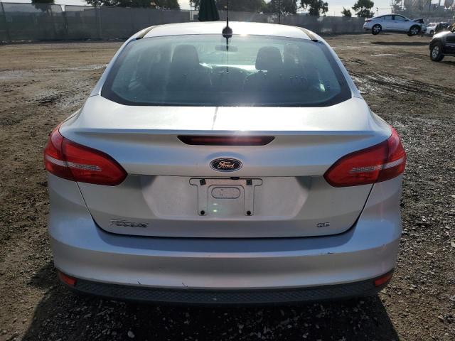 1FADP3F23FL325908 - 2015 FORD FOCUS SE SILVER photo 6