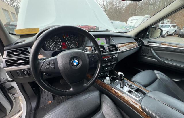 5UXZW0C52BL369522 - 2011 BMW X5 XDRIVE35D WHITE photo 9